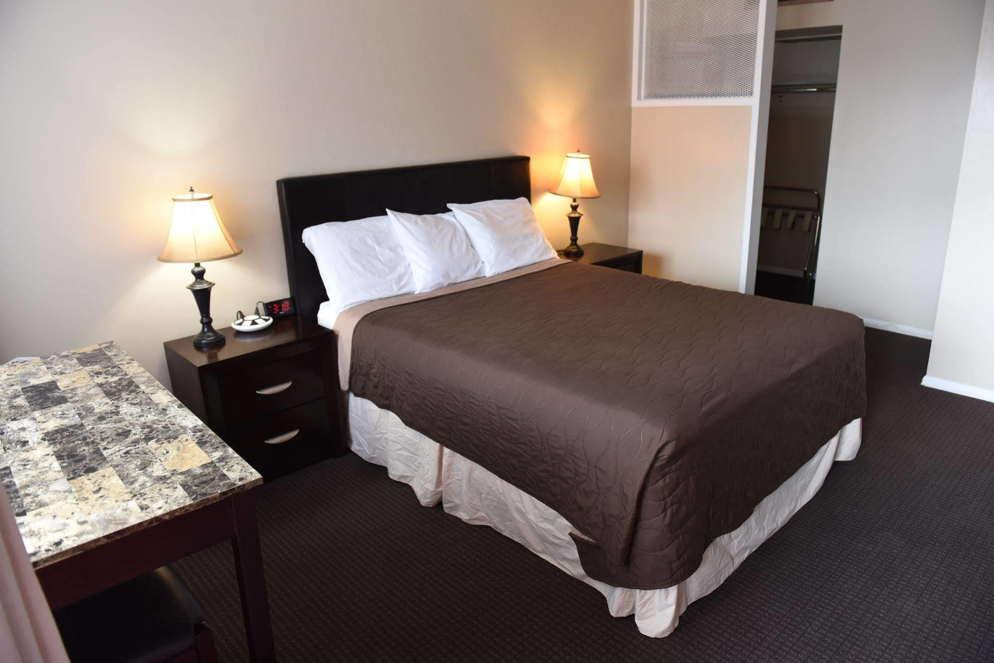 Travel Inn Laramie Kültér fotó